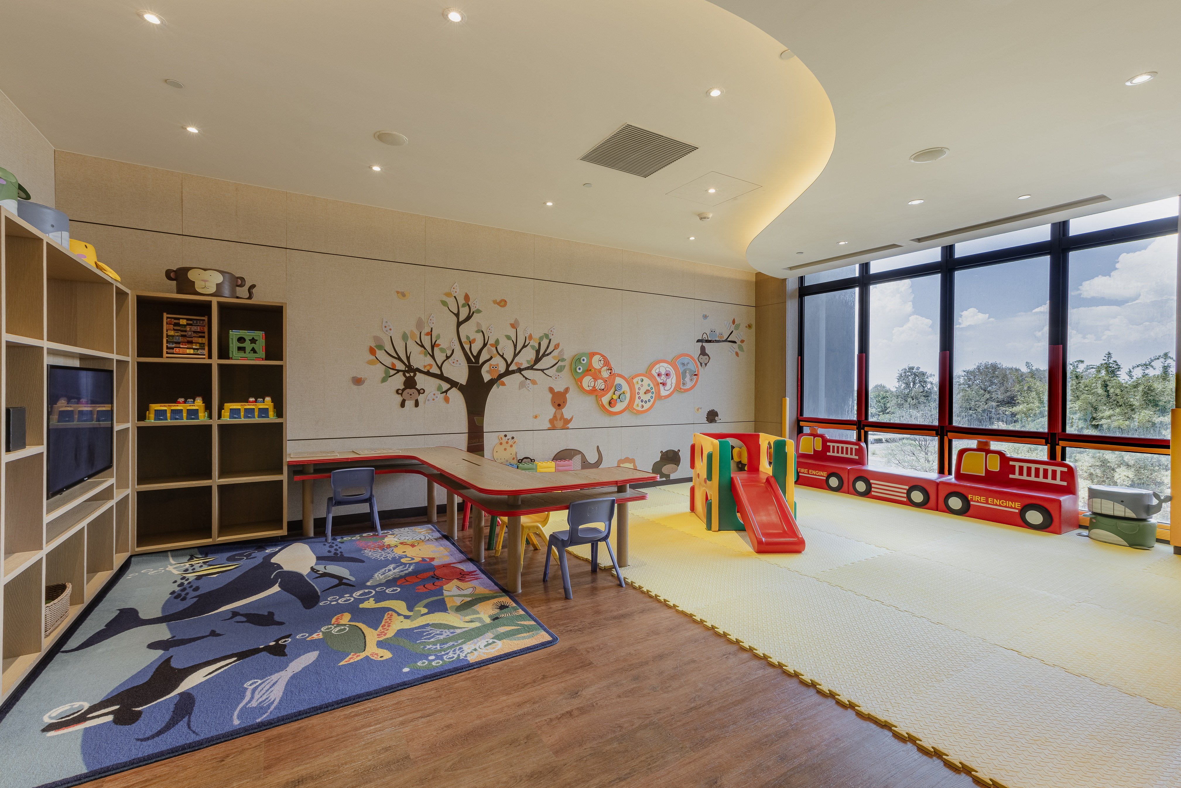 CROWNE PLAZA TAINAN 74/81