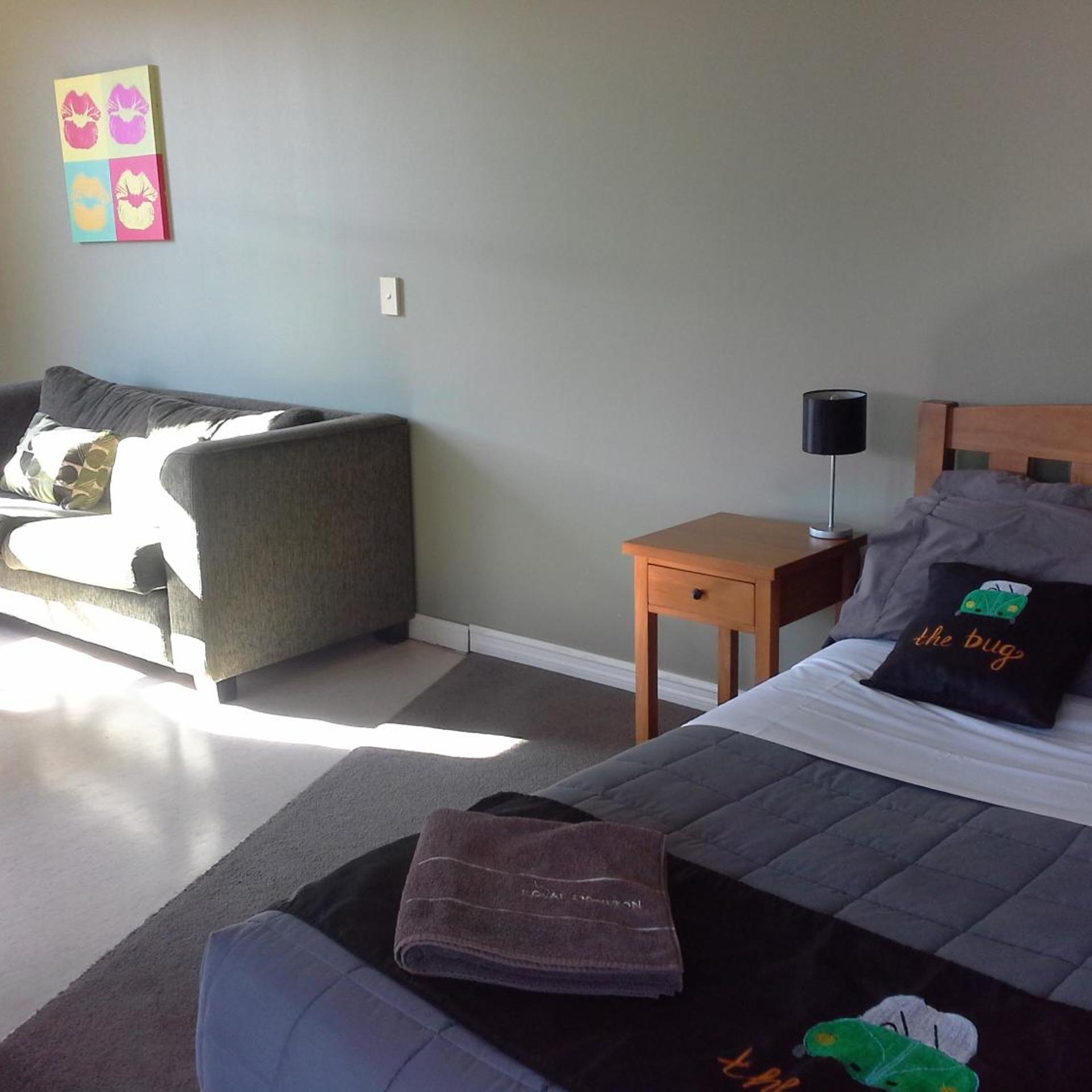 The Bug Backpackers Hostel 29/50