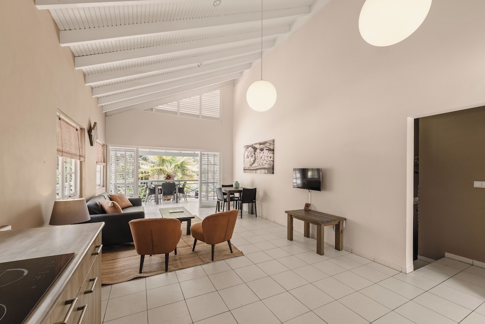 Bon Bini Resort 48/60