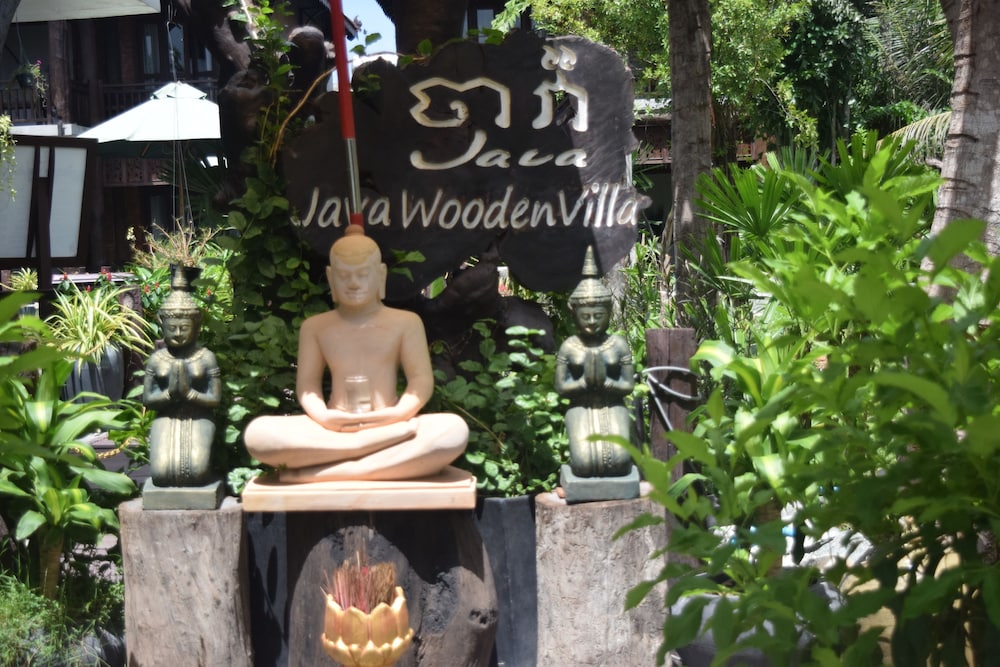JAVA WOODEN VILLA 48/50