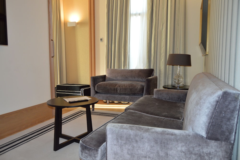 Gran Hotel Sardinero 28/73