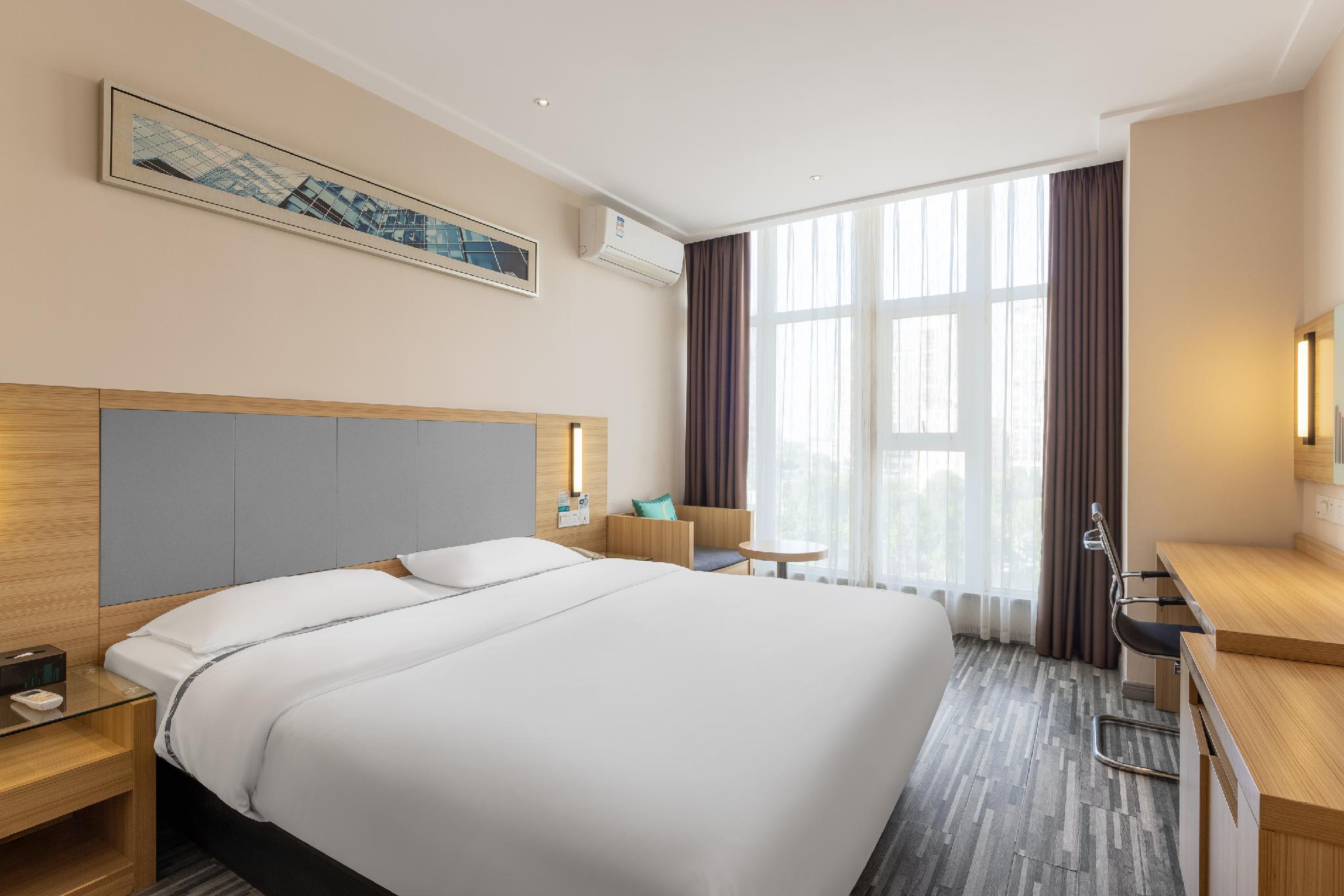 City Comfort Inn (Wanda Store, Xianning South Railway Station) 32/55