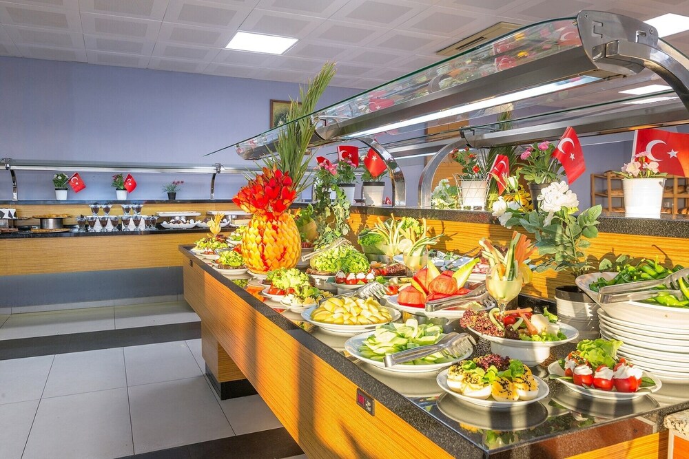 Grand Sahin s Gumuldur Resort 38/82