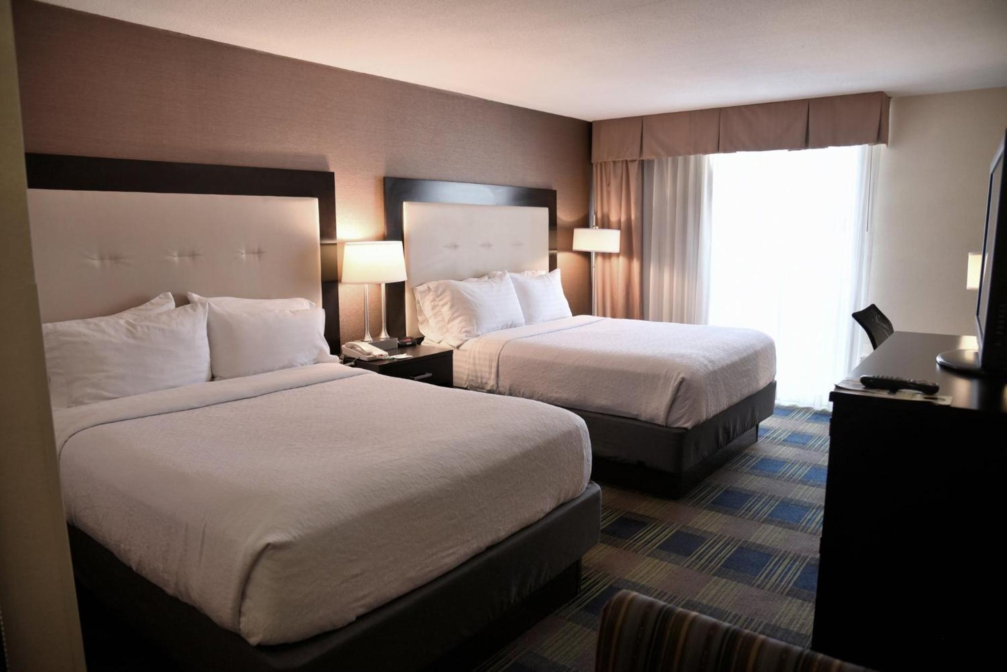 غرفة بسريرين مزدوجين لذوي الإعاقة، Spark by Hilton Akron Fairlawn 3/3