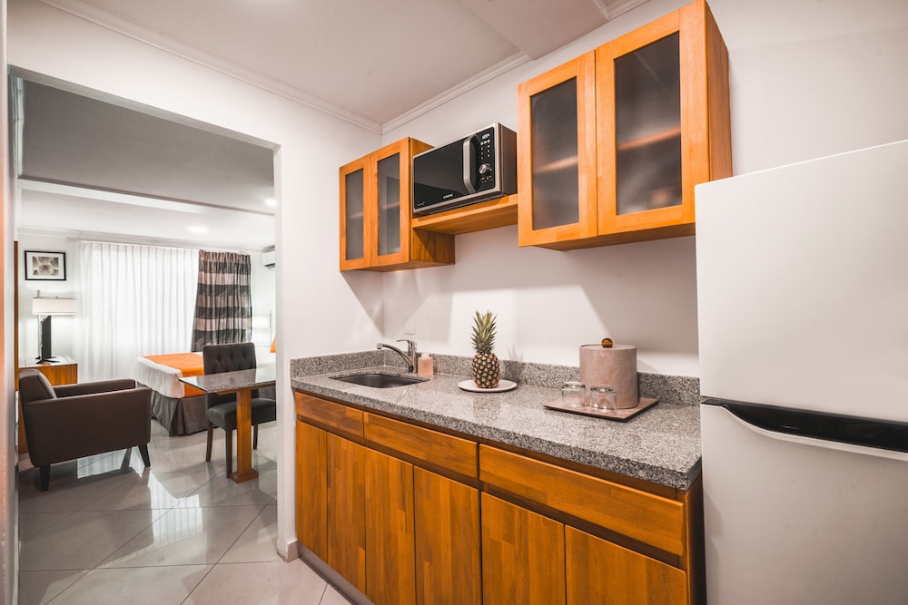 City Suites Curacao 61/70