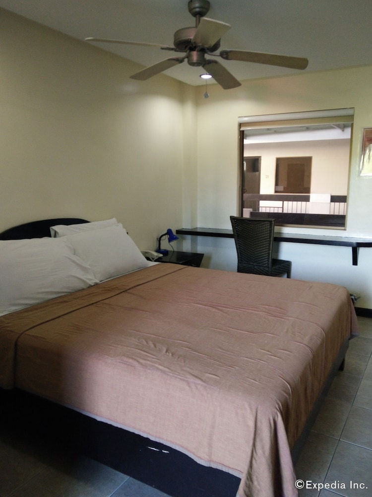 ROOM, POOL SIDE, GROUND FLOOR