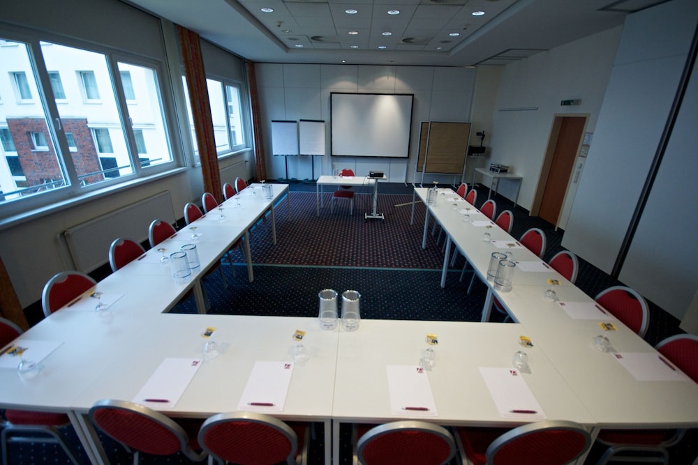 ibis Styles Bielefeld 39/49