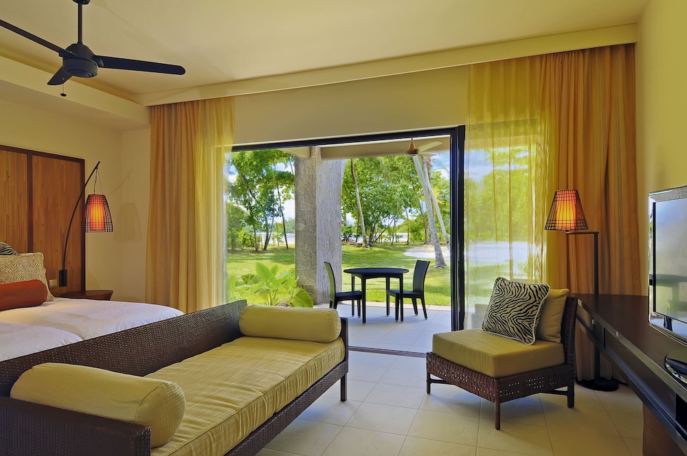 Constance Ephelia Seychelles 30/86