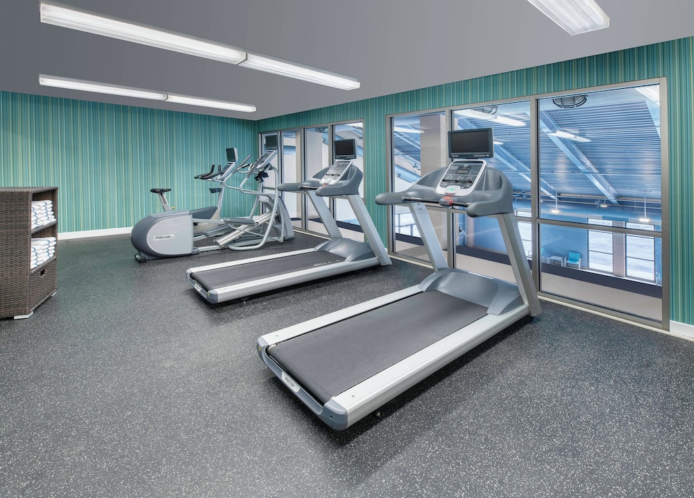 Holiday Inn Express & Suites Mississauga-Toronto Southwest, an IHG Hotel 44/71