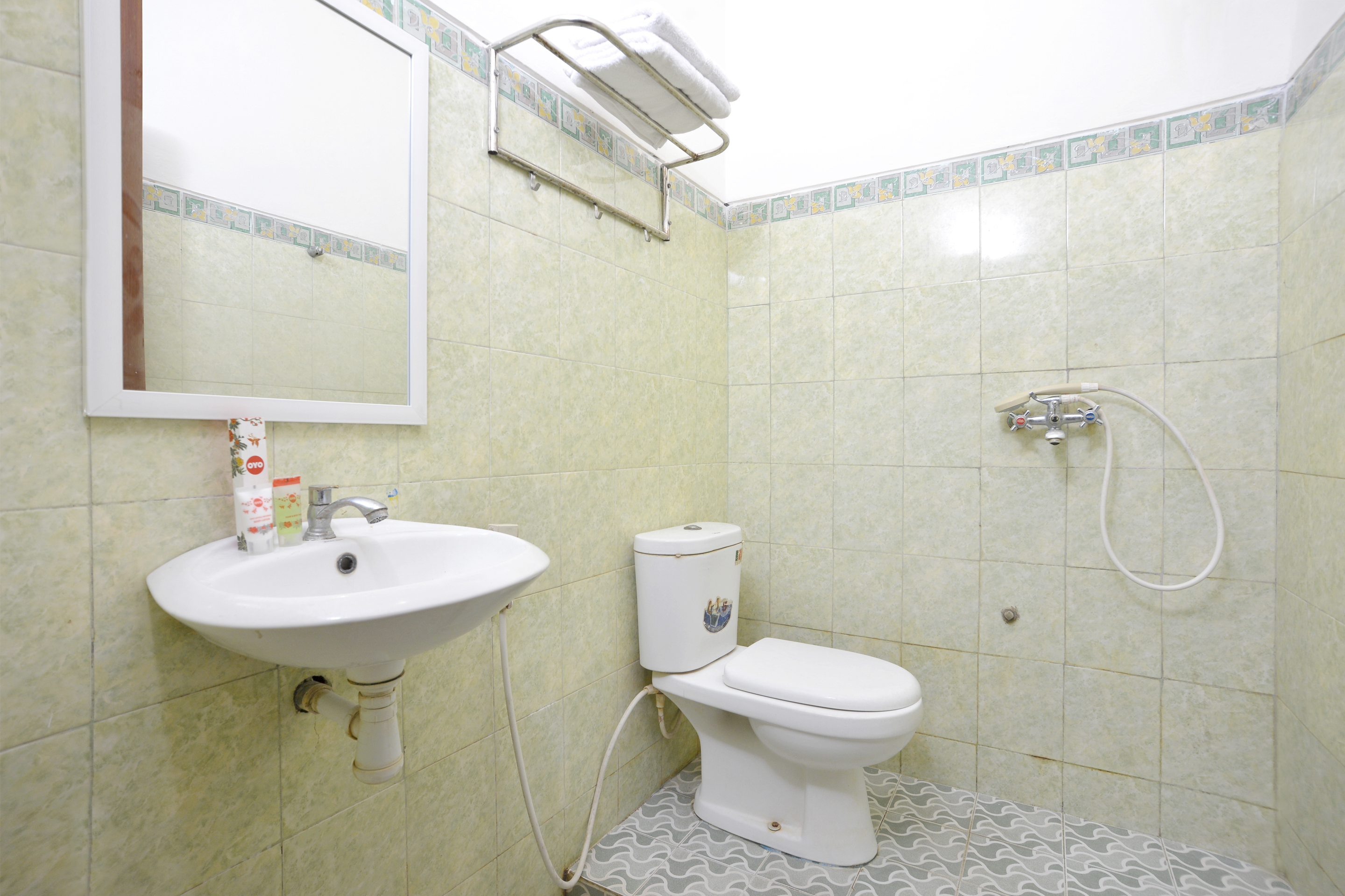 OYO 586 Hotel Wijaya 65/72