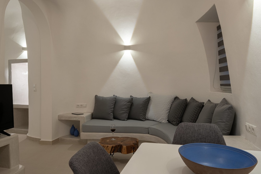 Santoterra Antigua Luxury Suites 24/50