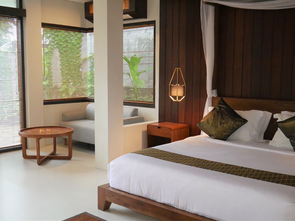 Swarapadi Villa 16/56