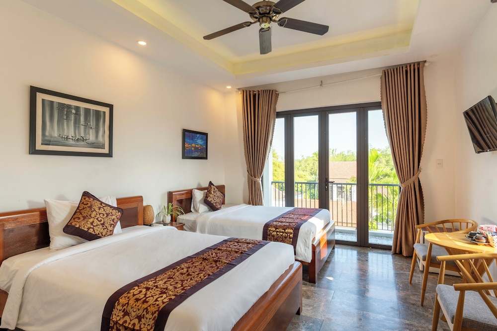 Rice River Villa 13/47