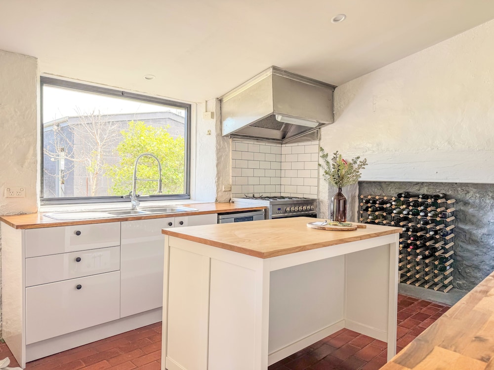 Clonmara Country House Cottages 8/50