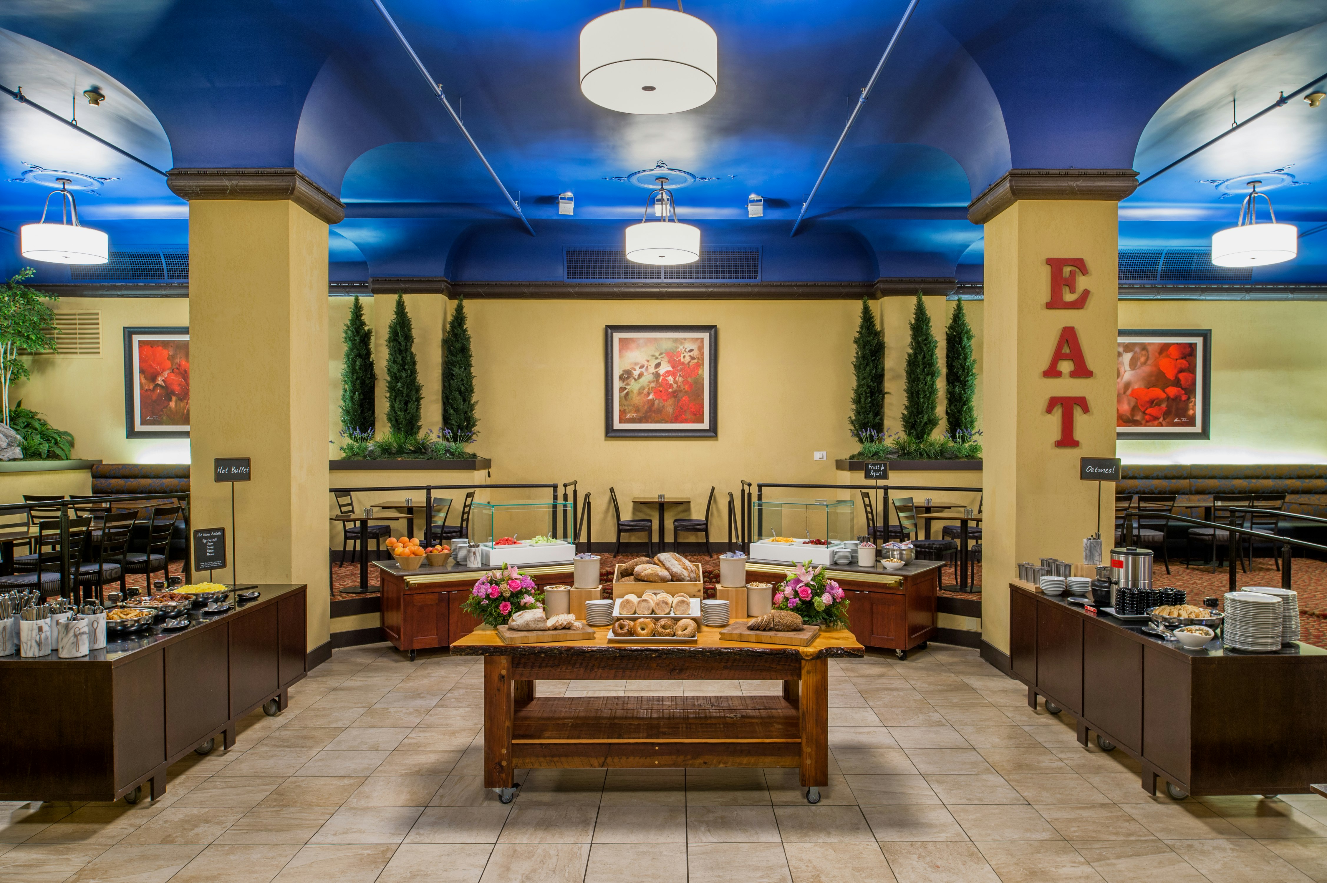 Embassy Suites By Hilton Portland Downtown 40/80