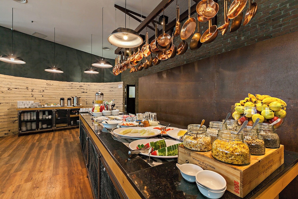 You Stay at Vila Olimpia - ITC 31/50