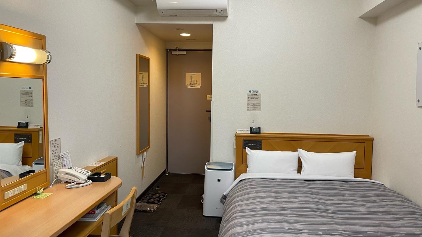 Semi Room, Standard, Semi Double Bed, Smoking