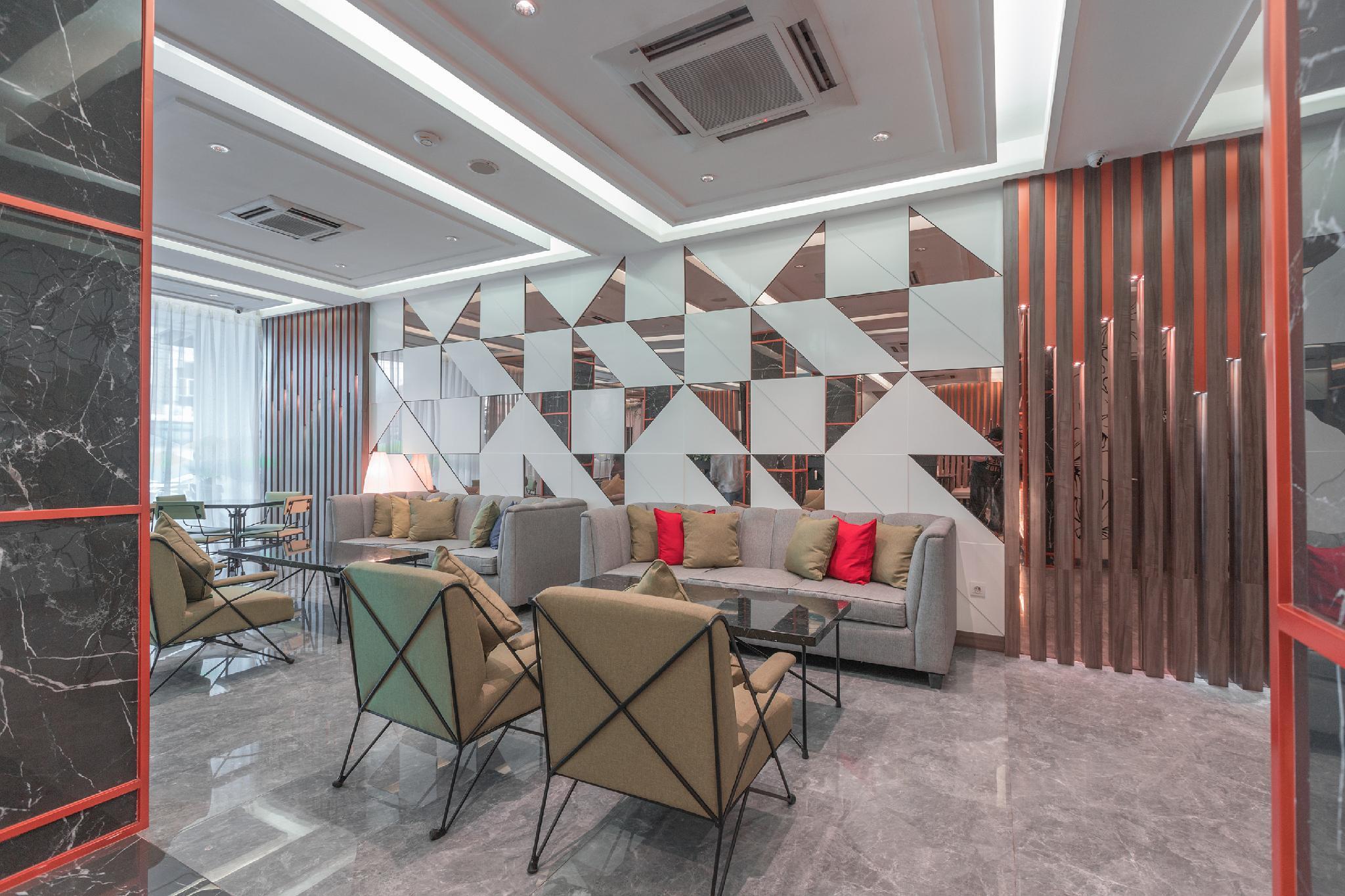 Versa Hotel Bekasi 17/23