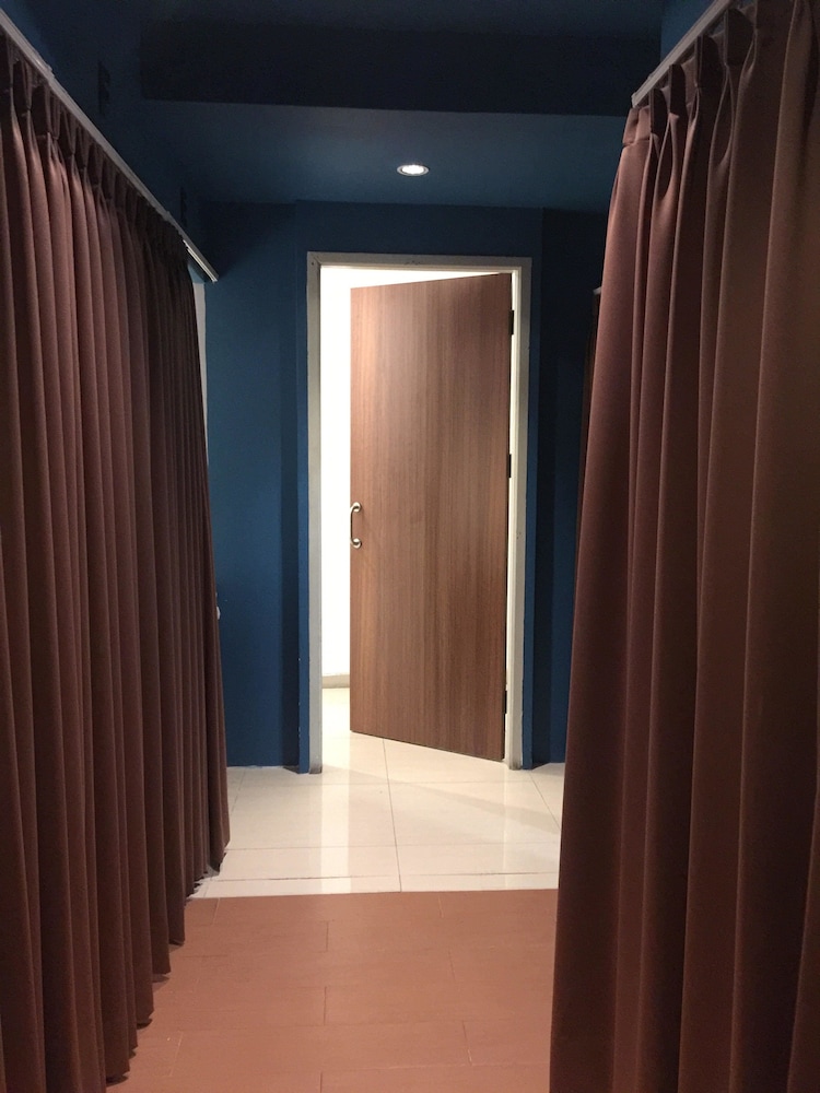 deMira Hotel Gubeng Surabaya 20/26