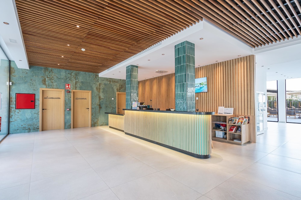 THB Bamboo Alcudia - Adults Only 7/50