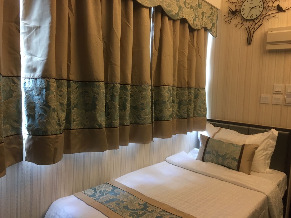 Seasons Hotel - Tsim Sha Tsui 47/57