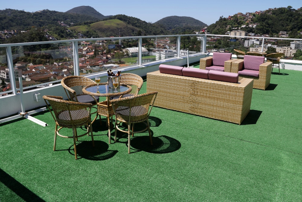 Petropolis Inn 45/50
