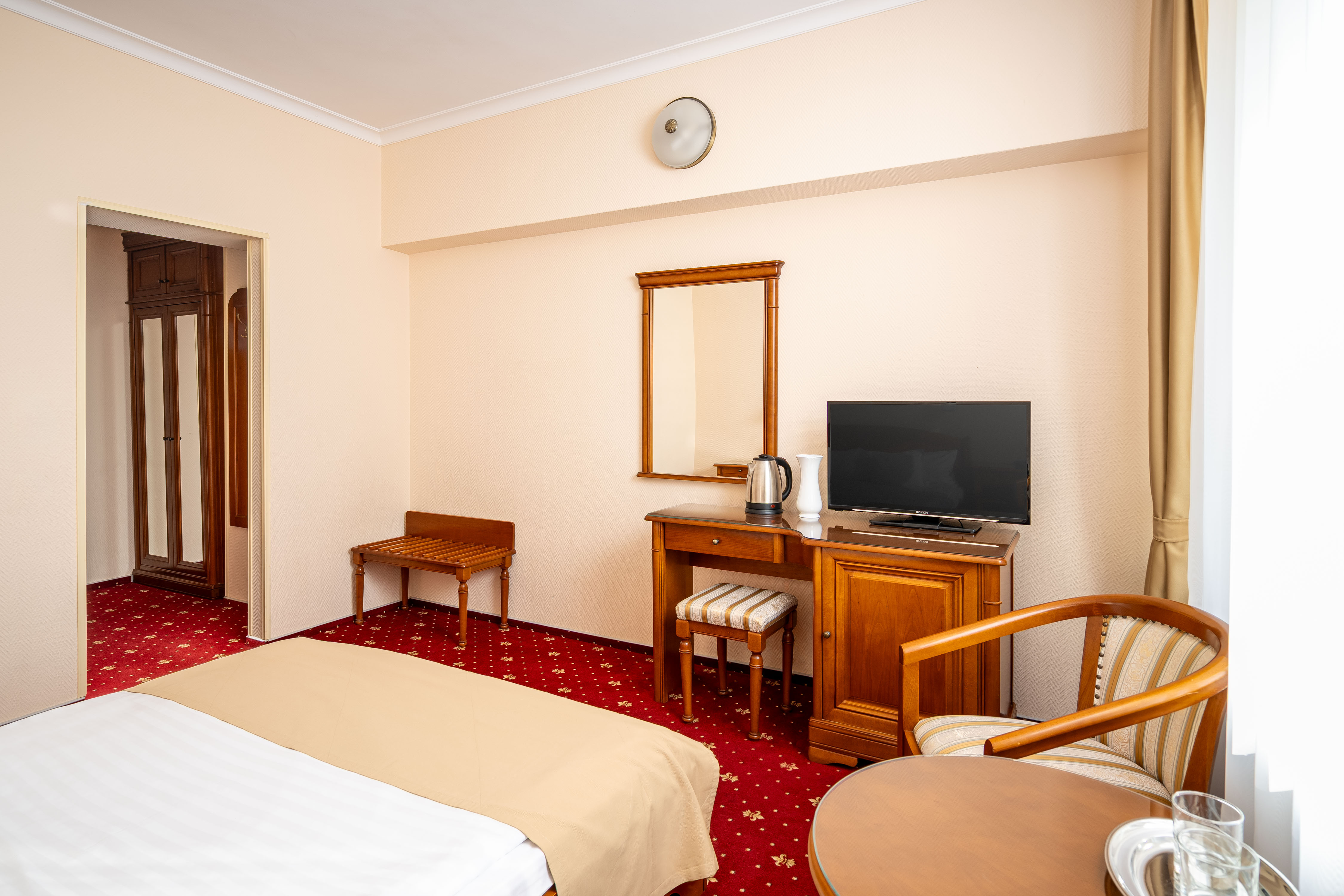 Hotel Traian 19/50