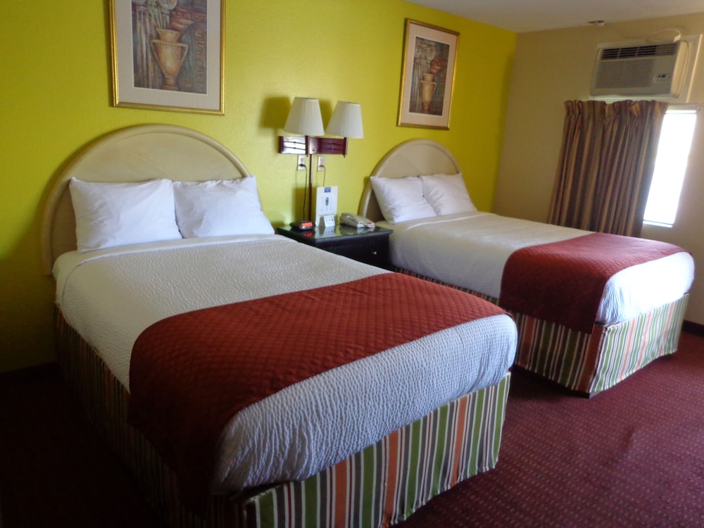 Economy Inn Express Warren 17/47