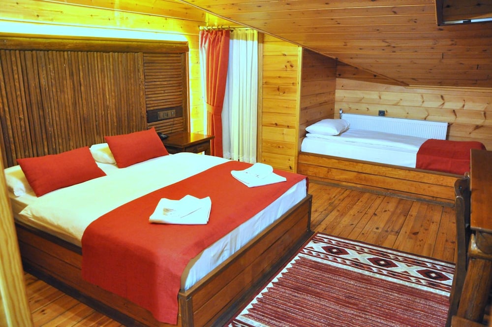 Inan Kardesler Hotel 16/61