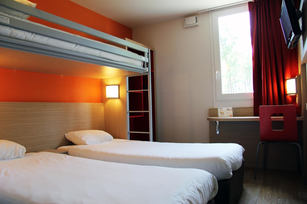 Kyriad Direct Mont De Marsan - St Avit 15/50