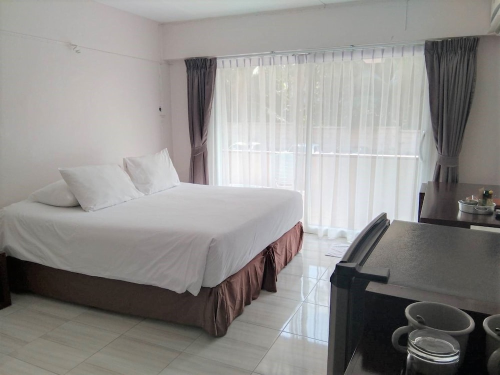 Farmhouse Hotel Ranong 14/68
