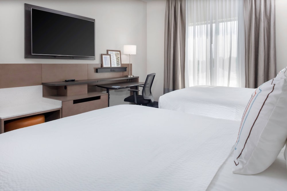 Fairfield Inn and Suites Charlotte Pineville 20/43