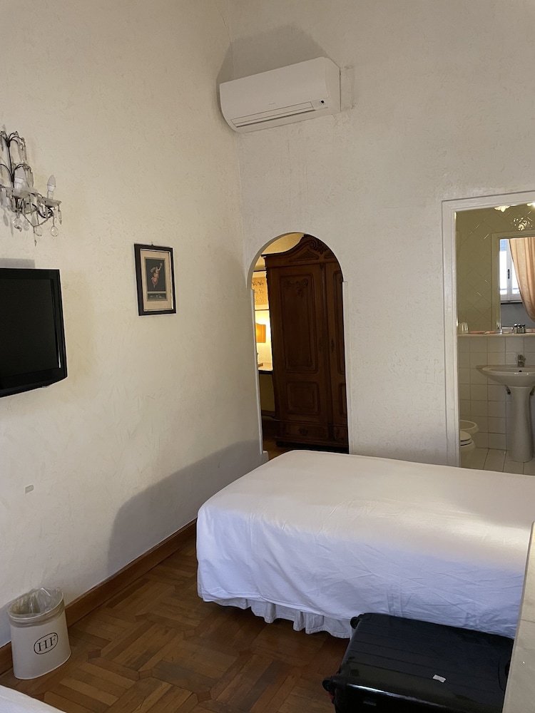 Fontana Hotel Rome 14/59