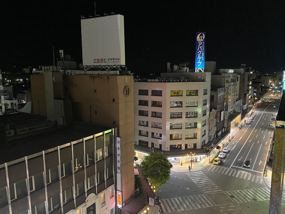 the b Kanazawa Katamachi 6/50