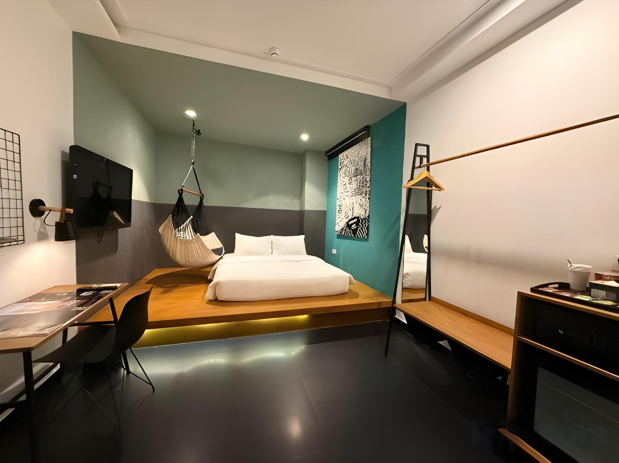 Cozy, Nest, Double Bed, No Window، The Hammock Hotel 2/2
