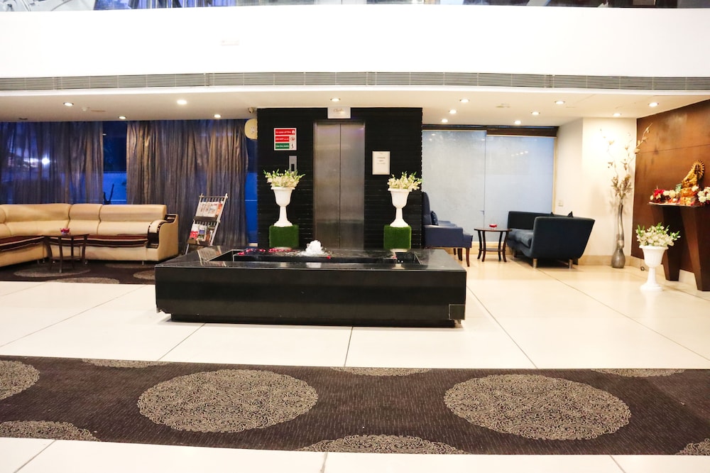 Hotel Clarks Collection Bhavnagar 7/50