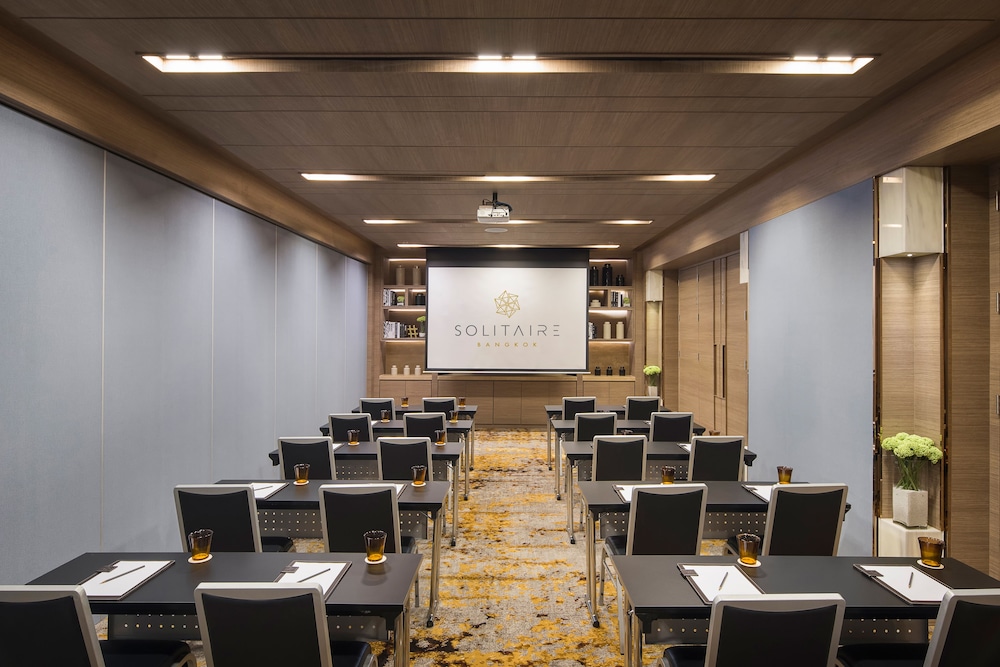 Solitaire Bangkok Sukhumvit 11 by Kingston Hotels 64/73