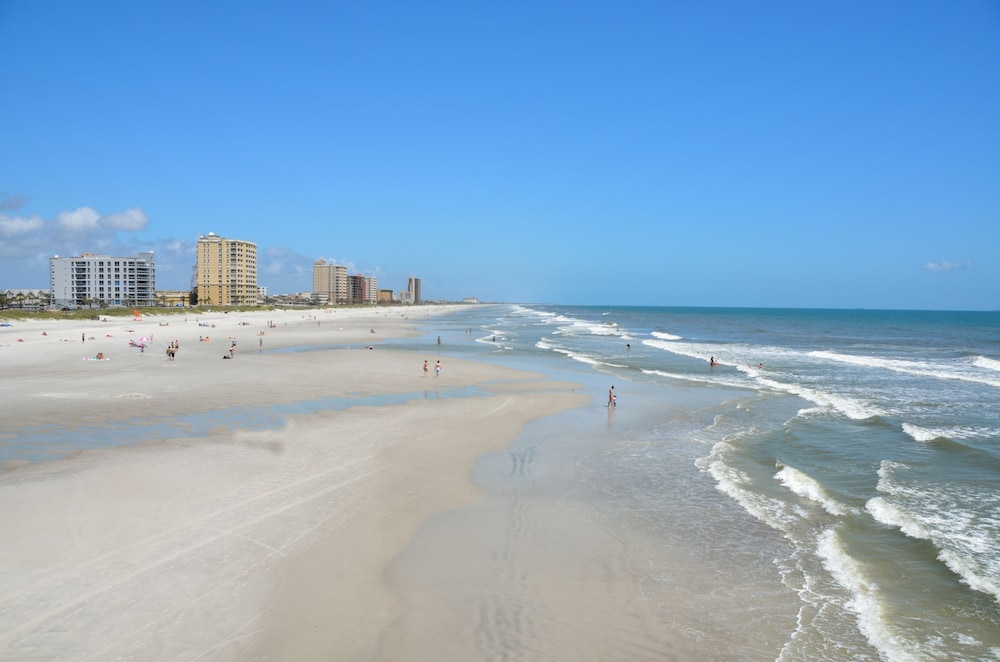 Best Western Oceanfront Jacksonville 9/36