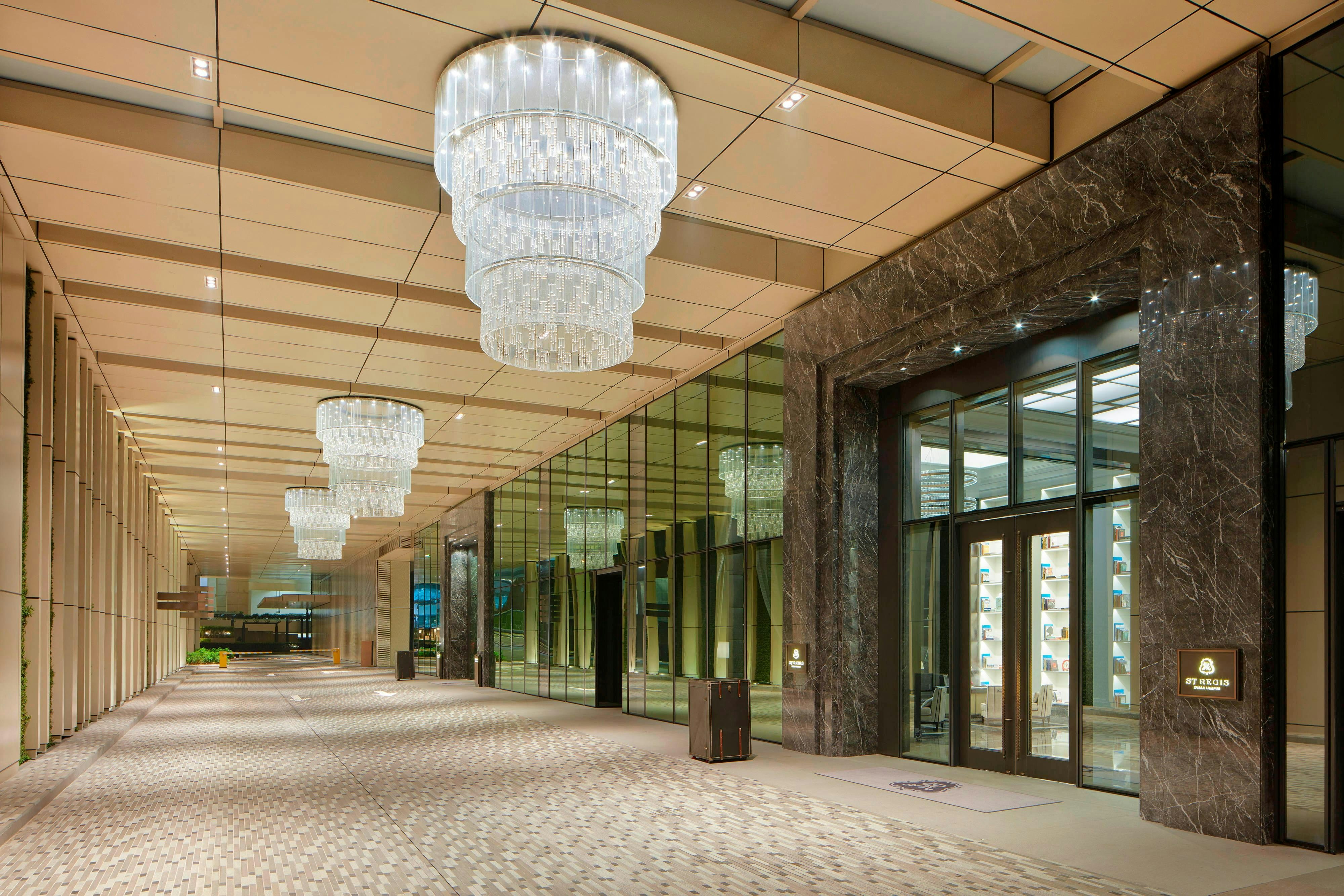 THE ST. REGIS KUALA LUMPUR 4/72