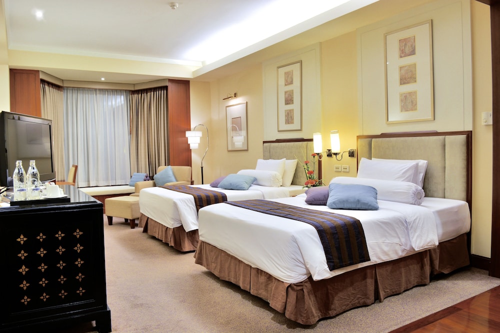 Rama Gardens Hotel 11/50