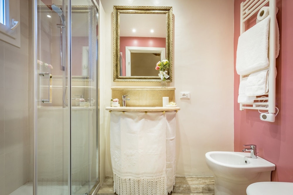 Arno Apartment B 24/32