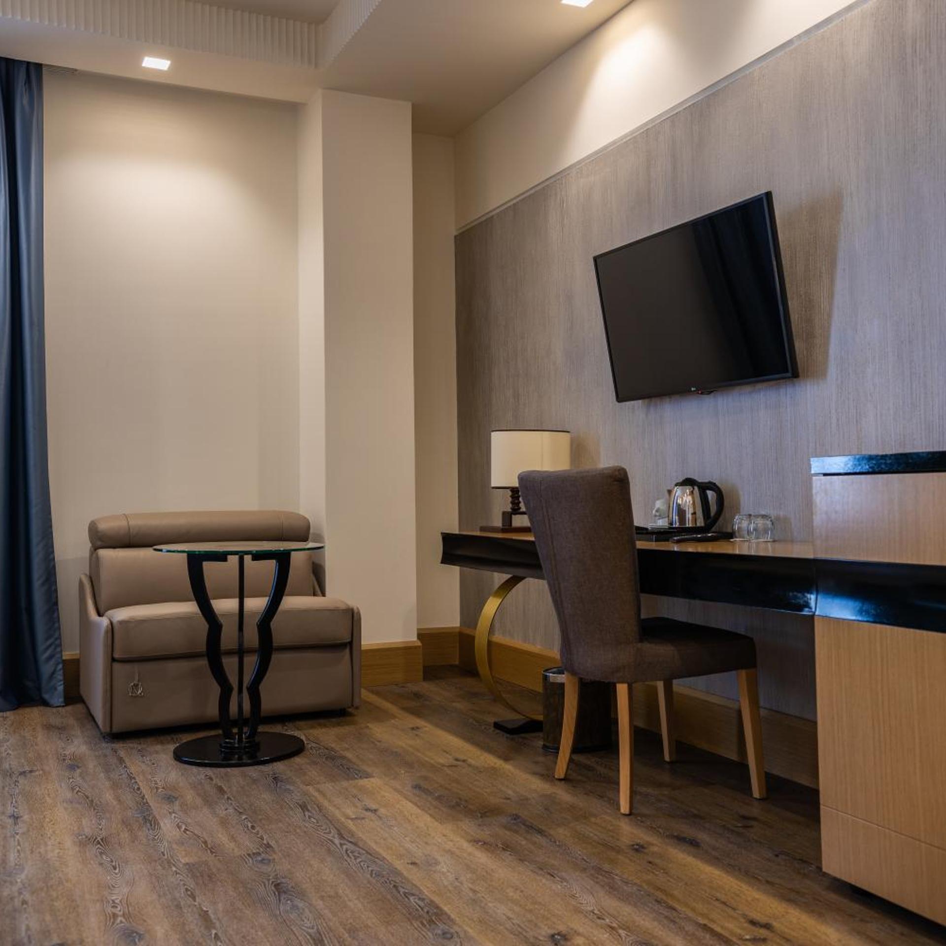 Golden Palace Hotel Shkoder 58/63