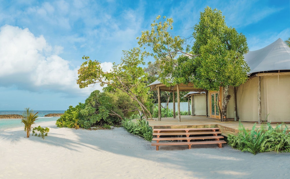 Sirru Fen Fushi Private Lagoon Resort 61/68