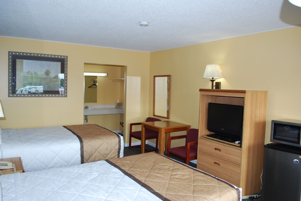 OYO Duffy's Motel 32/37