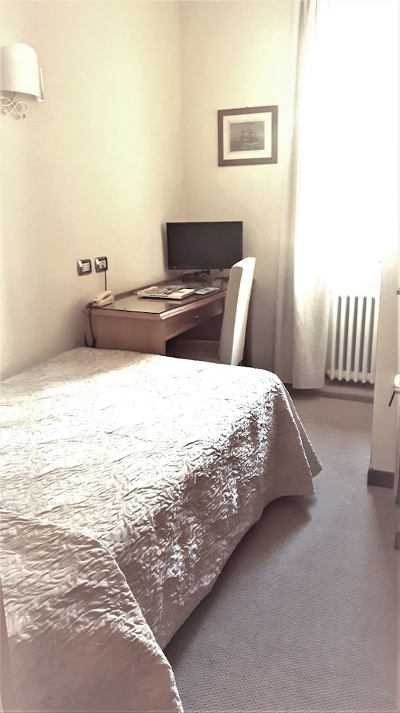 Hotel Metropole 12/46