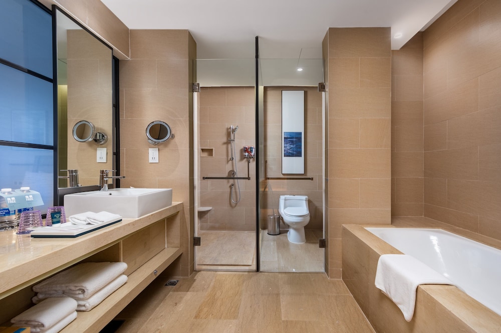 Four Points By Sheraton Guangdong Heshan 10/37