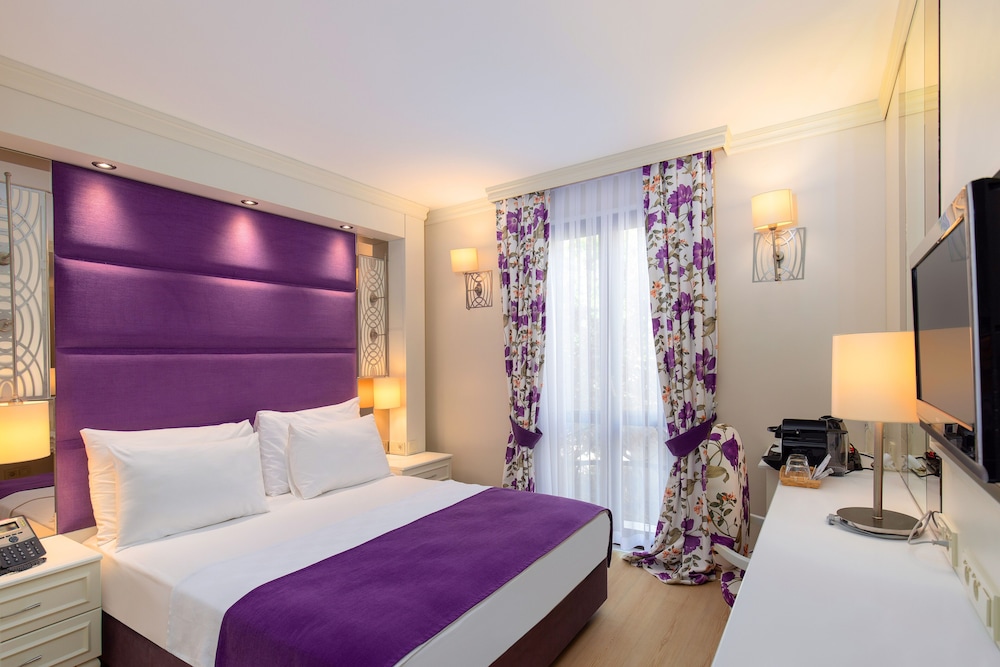 Baga Hotel 18/72