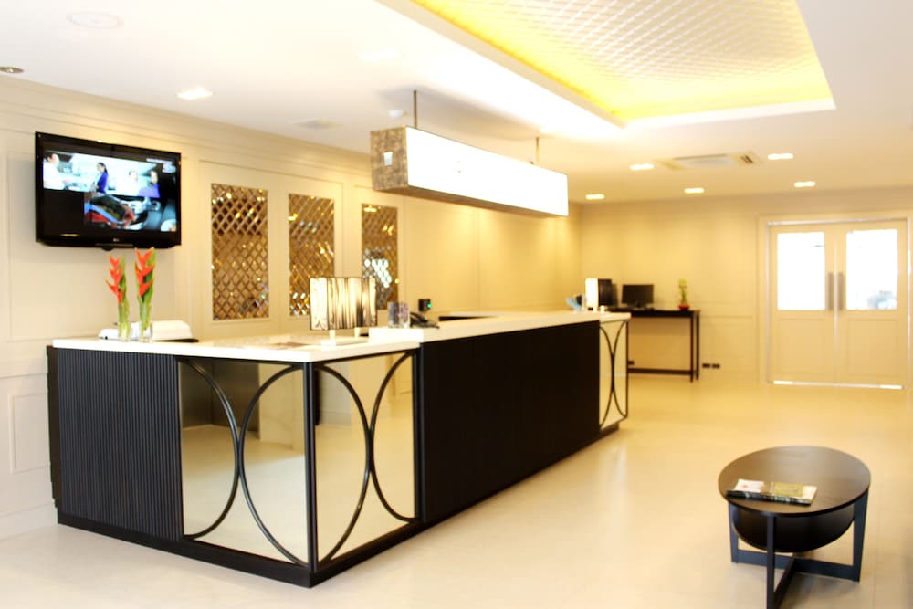 14 Residence 7/61