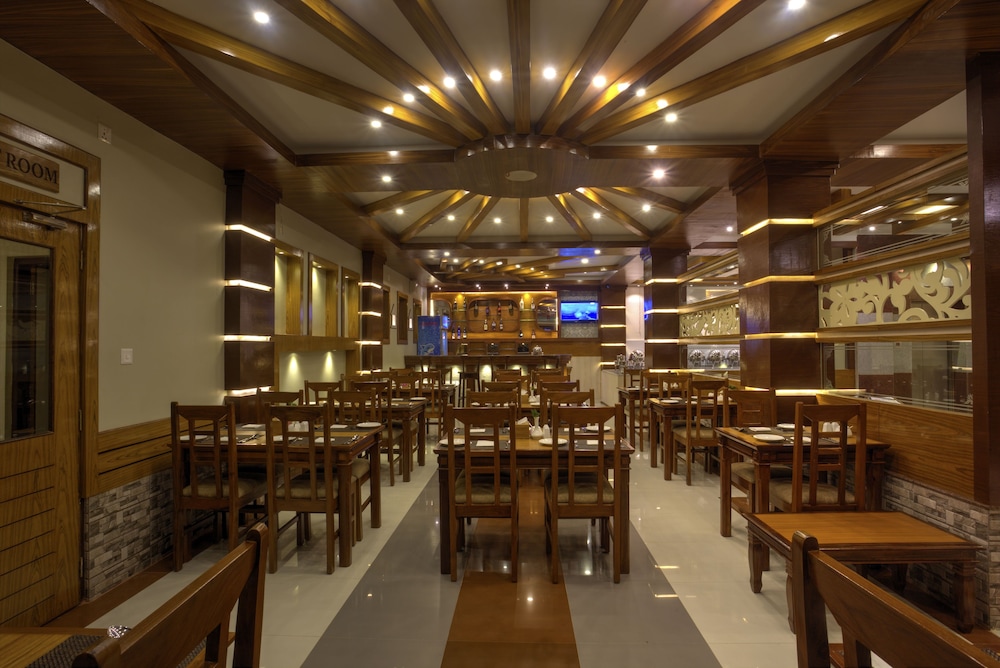 Hotel White Pearl 47/50