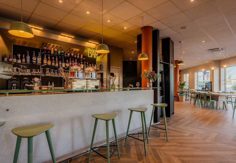 B&B HOTEL Maubeuge Gare 38/51